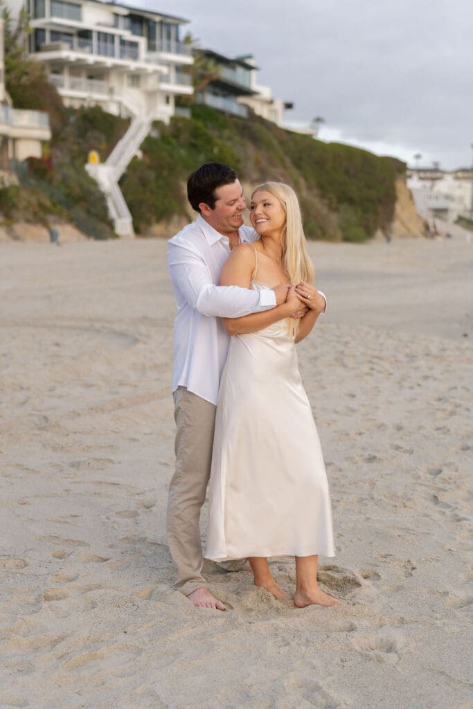 victoria beach engagement photos16