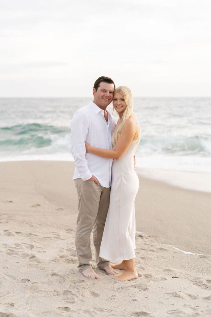 victoria beach engagement photos16