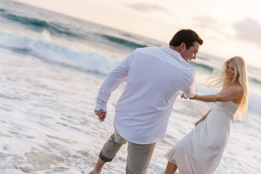 victoria beach engagement photos16