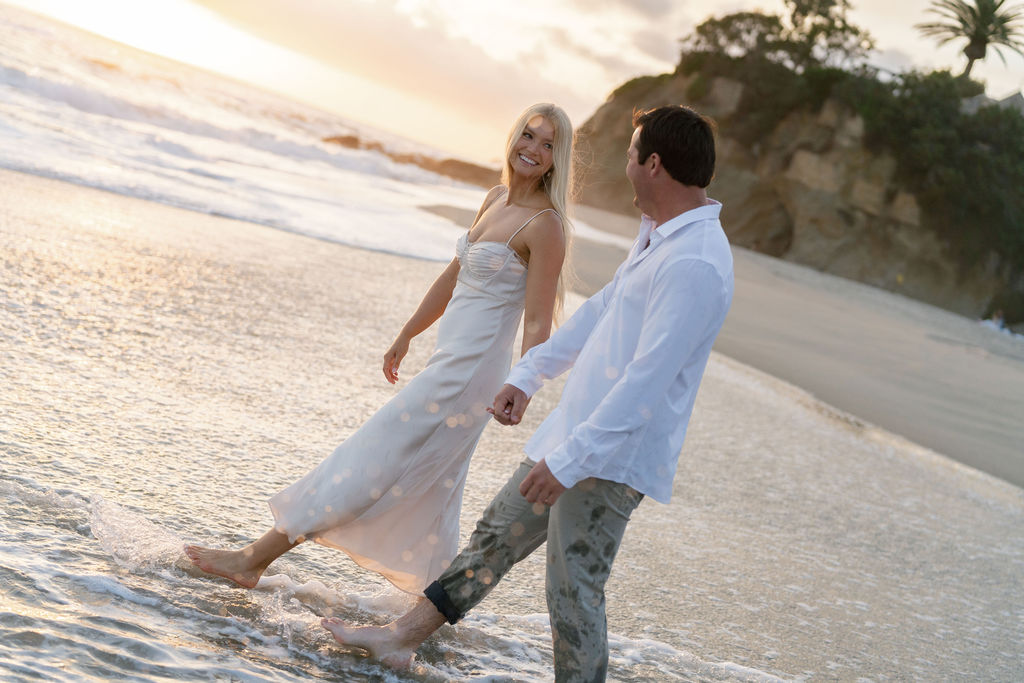 victoria beach engagement photos16