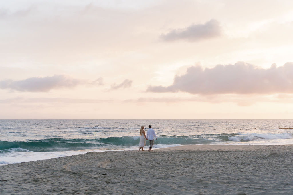 victoria beach engagement photos16